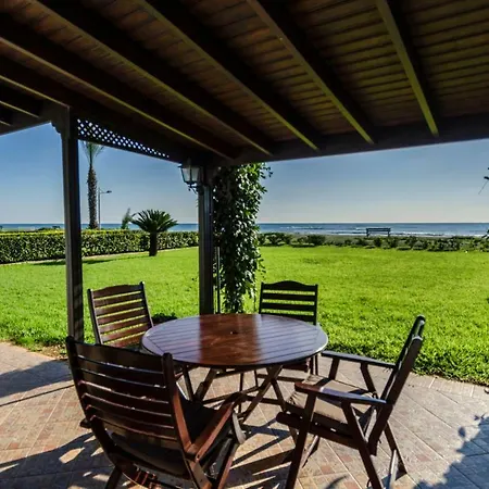 Blue Bay House Holiday home